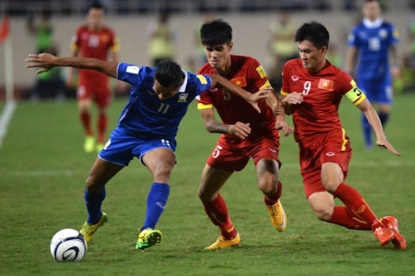 タイ　スポーツ　サッカー